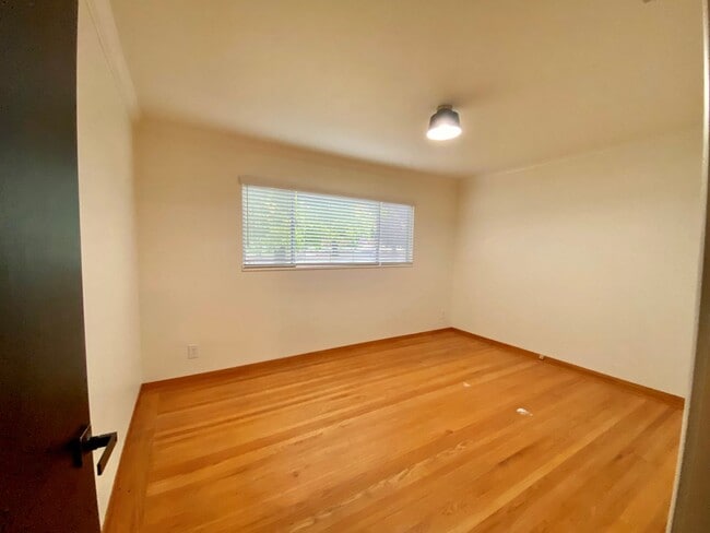 Building Photo - Recently Remodeled 3BD/2BA Southside Downtown Livermore Single-Family Home!