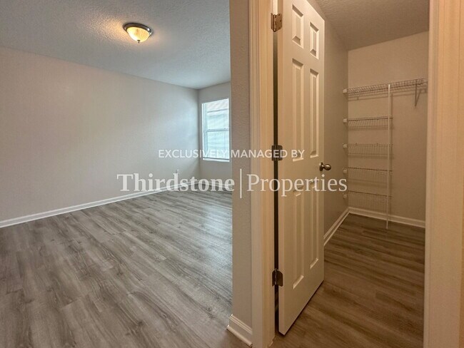 Building Photo - 9139 Western Way