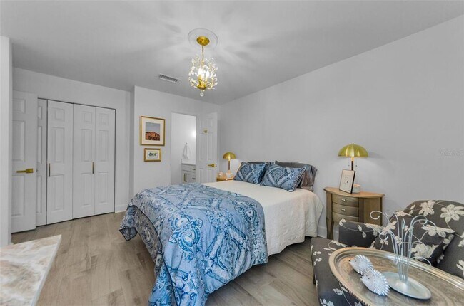 Building Photo - 2700 Bayshore Blvd