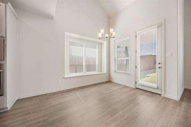 Building Photo - 912 Alberta Spruce Rd