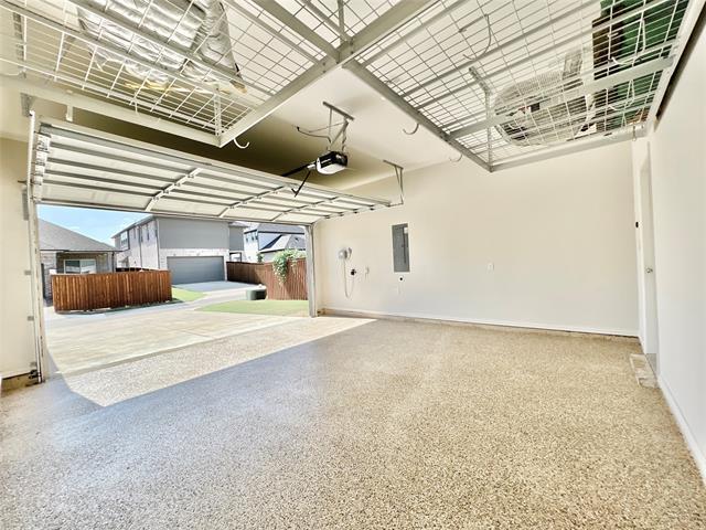 Building Photo - 991 Sprangletop St