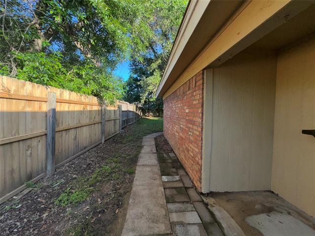 Building Photo - 1029 Fox River Ln