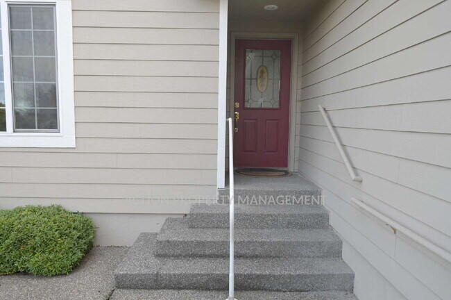 Building Photo - 3 bed 2 bath home in Sequim