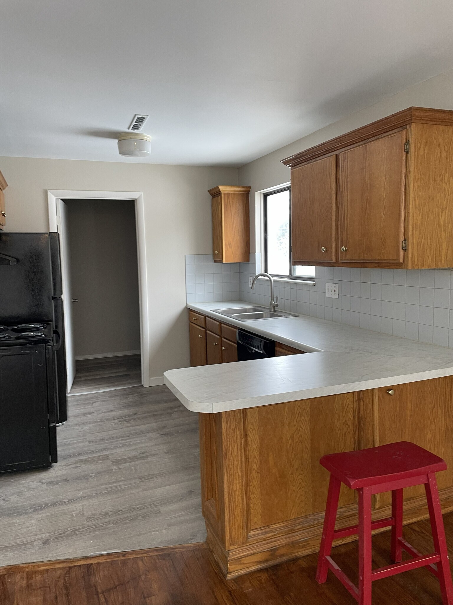 Building Photo - 1562 Mac Dr