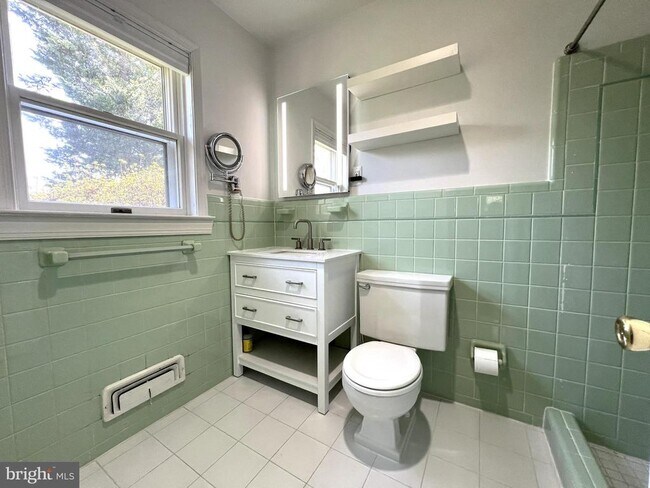 Building Photo - 1201 Allendale Rd