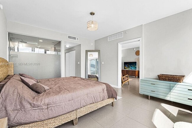 Building Photo - 2155 Washington Ct