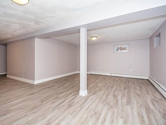 Building Photo - 128 Salem Rd