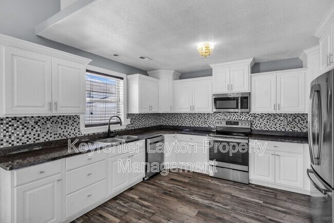 Building Photo - 138 Sam Gates Rd