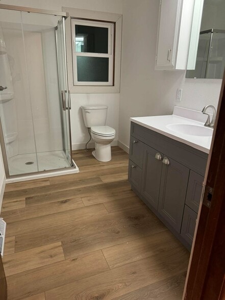 Bathroom #1 - 22726 County Road E34