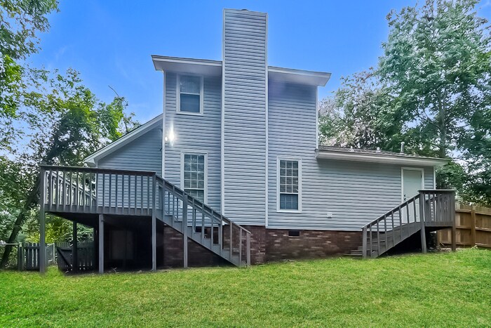 Building Photo - 823 Audubon Cir