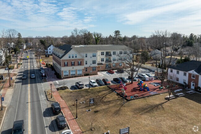 Aerial Photo - Lenore Manor