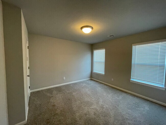 Building Photo - Beautiful home in Bentley Square available...
