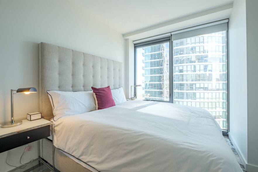 Building Photo - 1232 S Indiana Ave