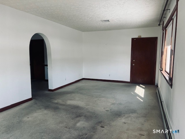 Building Photo - 1567 Main St