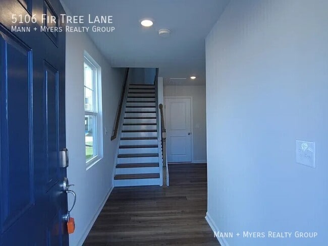 Building Photo - 5106 Fir Tree Ln