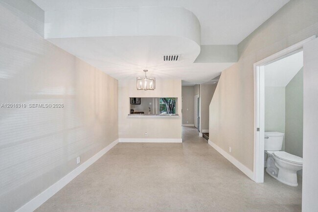Building Photo - 43 Simonton Cir
