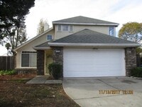 Building Photo - Two Story Home in Vallejo, CA Near the Fai...