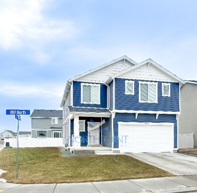 Building Photo - 3 BR/2.5BA | Newly Renovated Single Family Home | 1-Car Garage Parking | In Lehi!