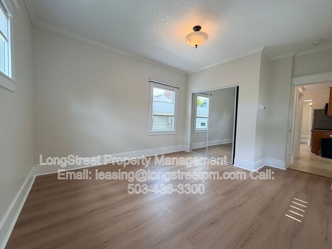 Building Photo - 1749 SE 46th Ave