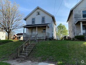 Building Photo - Conveniently located near ST Rt 30 and dow...