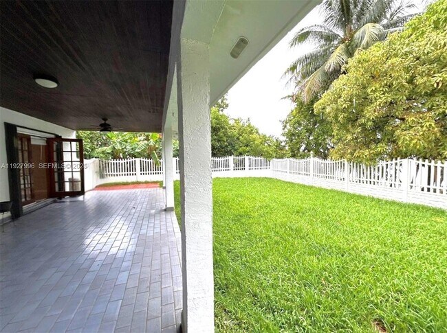 Building Photo - 4531 SW 146th Ct