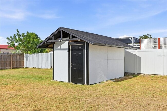 Building Photo - 2521 W Minnehaha St