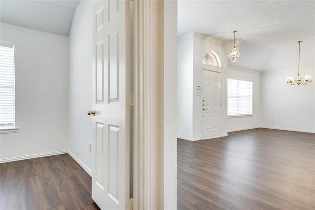 Building Photo - 8611 Ironwood Dr