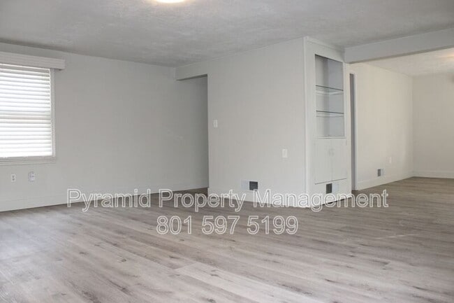 Building Photo - 760-762 N 100 W