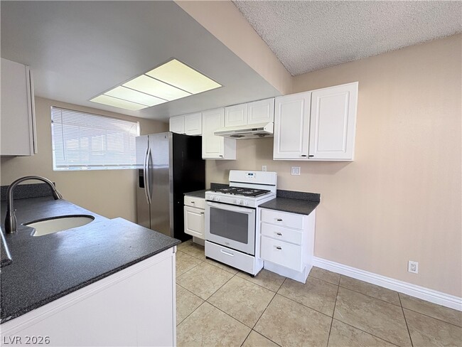 Building Photo - 409 N Lamb Blvd