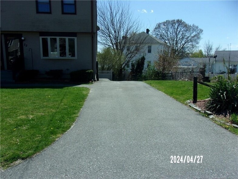 Building Photo - 20 Pavilion Ct