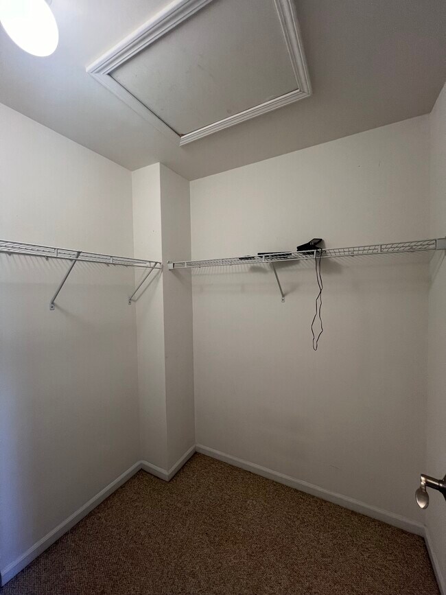 Building Photo - 10713 Gabrielle Ln