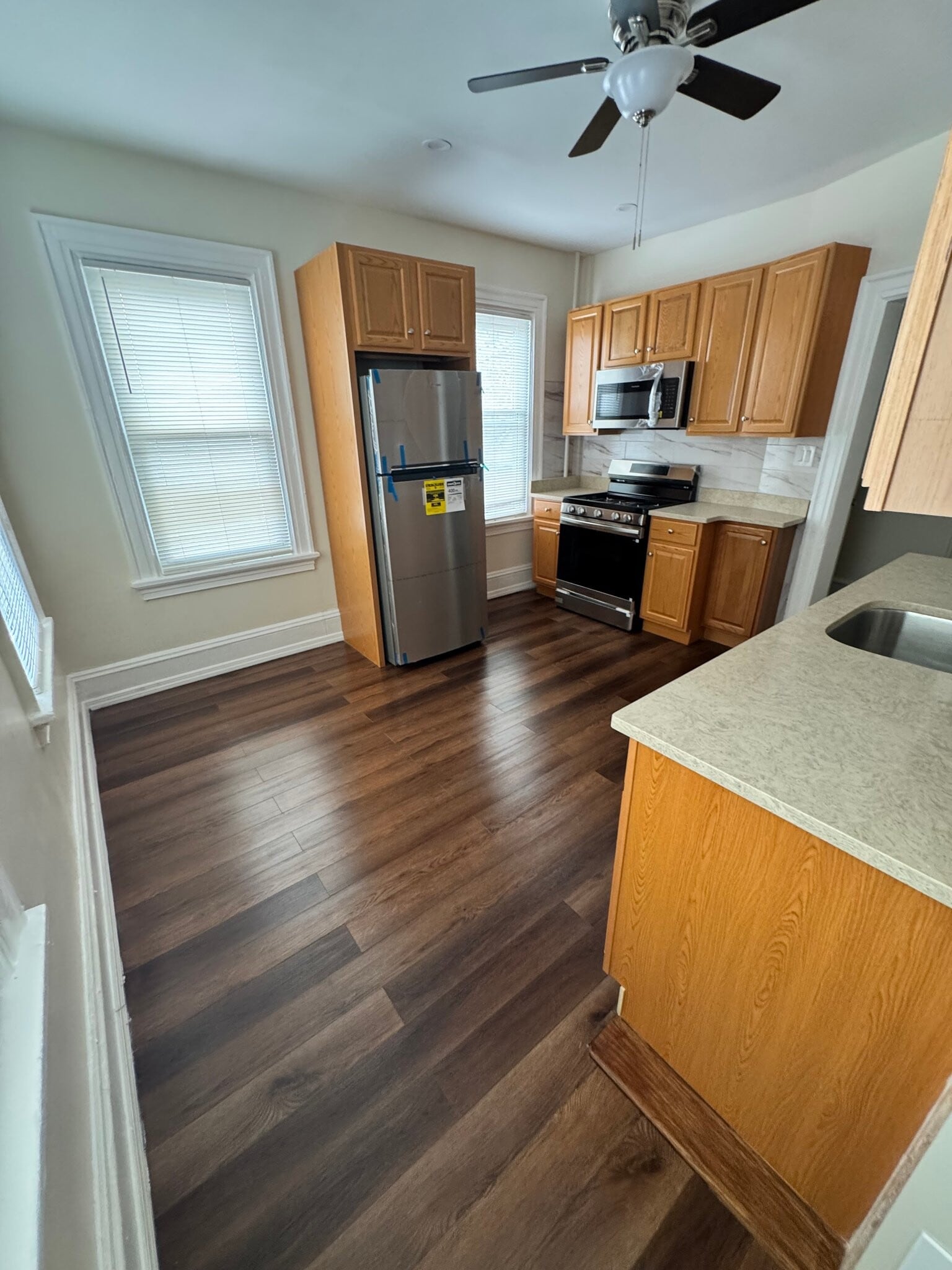 Building Photo - 119-10 Farmers Blvd