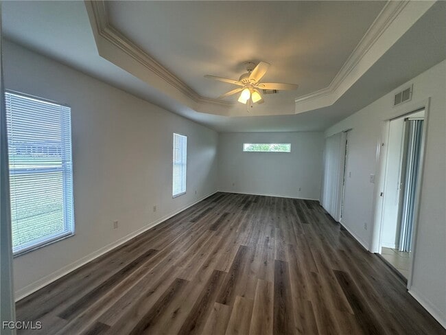 Building Photo - 3929 NW 42nd Ave