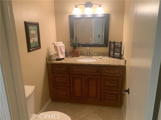 Building Photo - 3728 Live Oak Dr