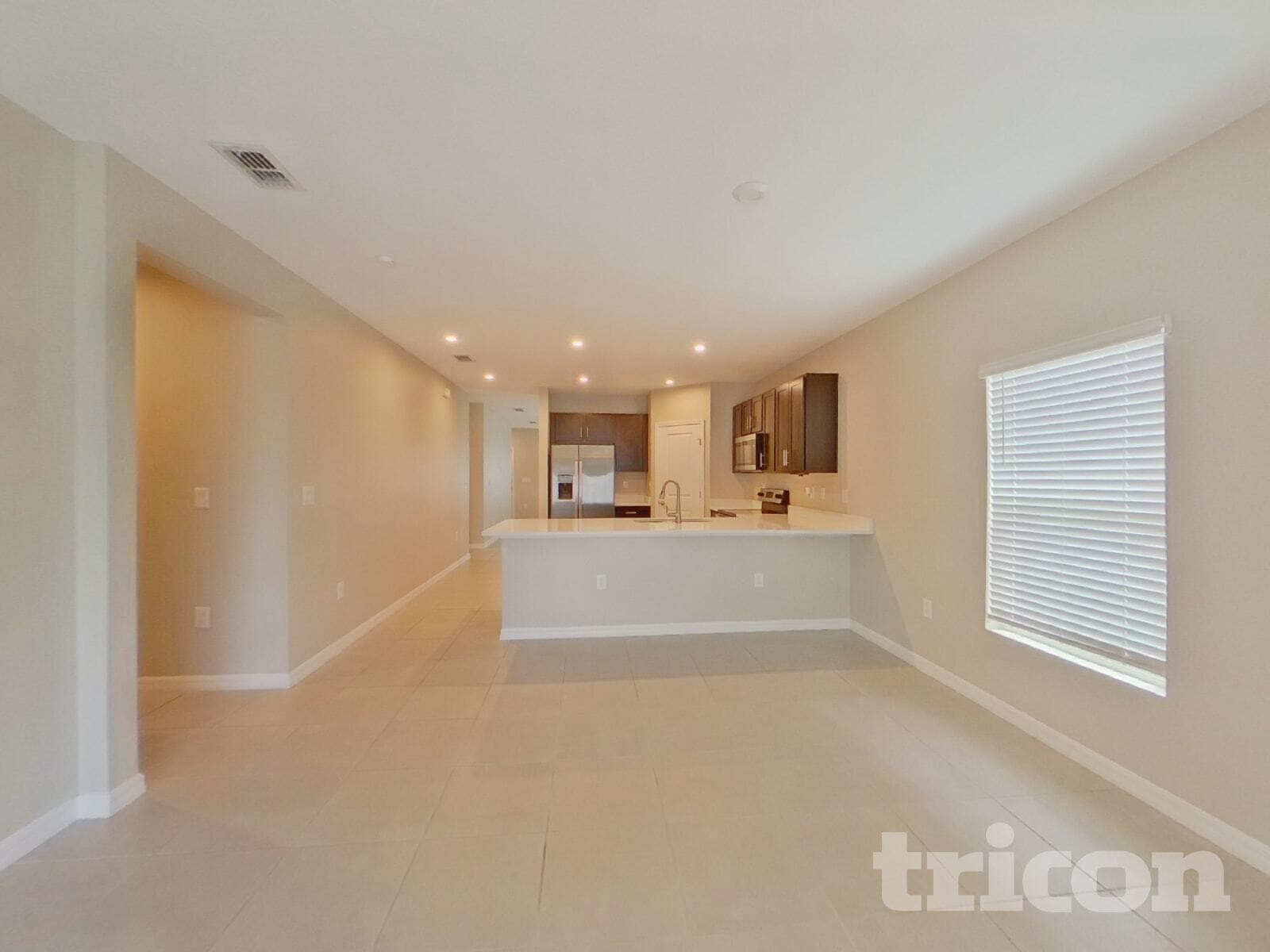 Building Photo - 220 Garnet Ave