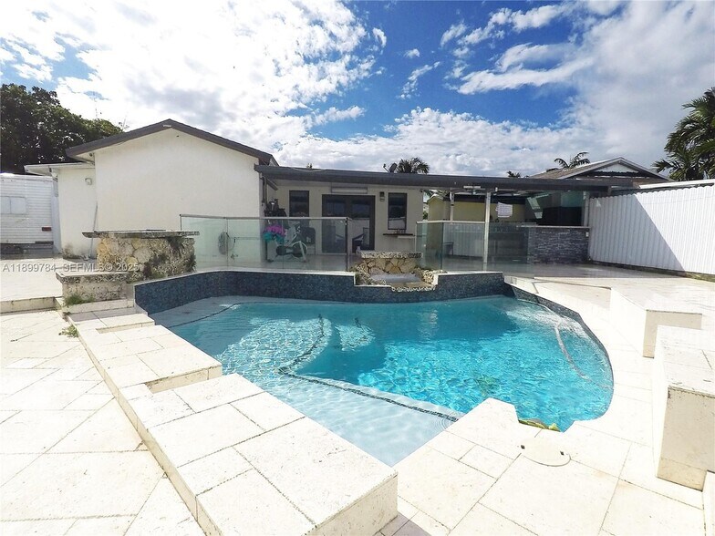 Building Photo - 19823 SW 123rd Pl