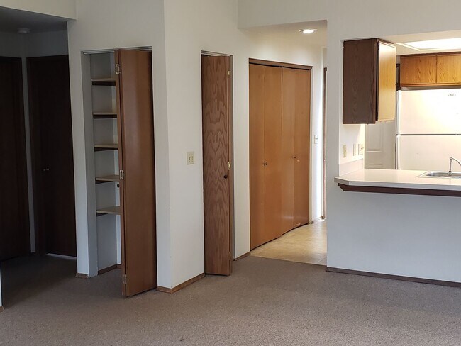 Building Photo - Spacious Two Bedroom Coming Available!