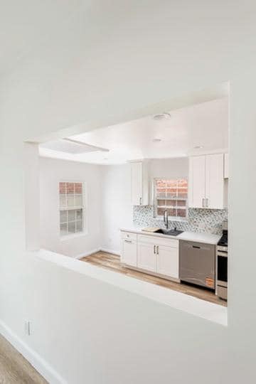 Building Photo - 13913 McNab Ave