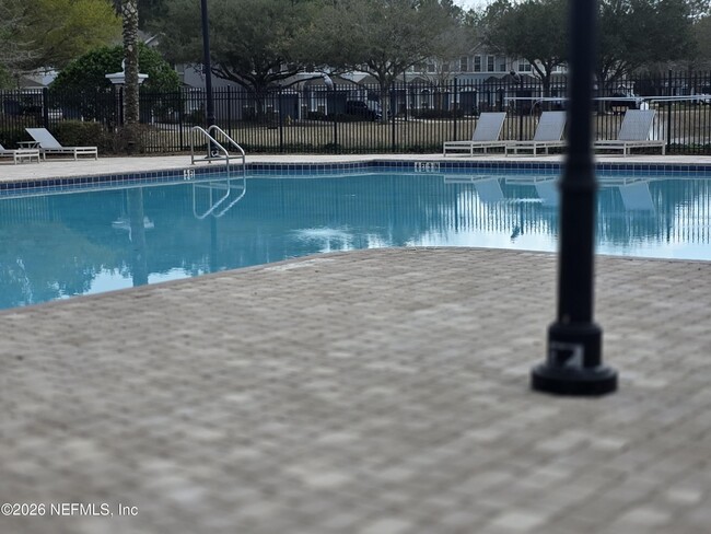 Building Photo - 5717 Parkstone Crossing Dr