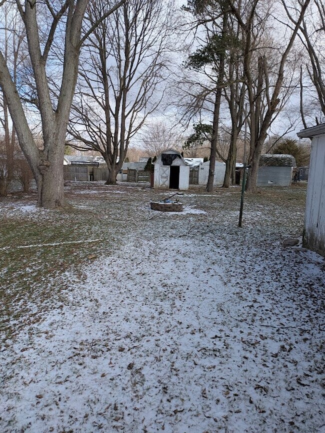 Building Photo - 622 Beckham St