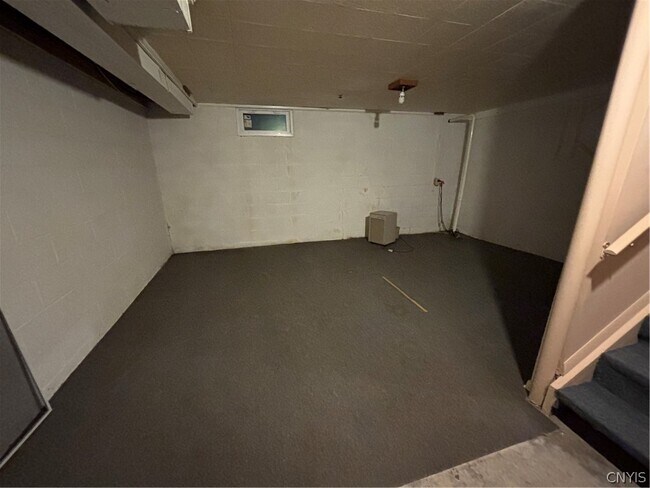 Building Photo - 8490 Fathom Dr