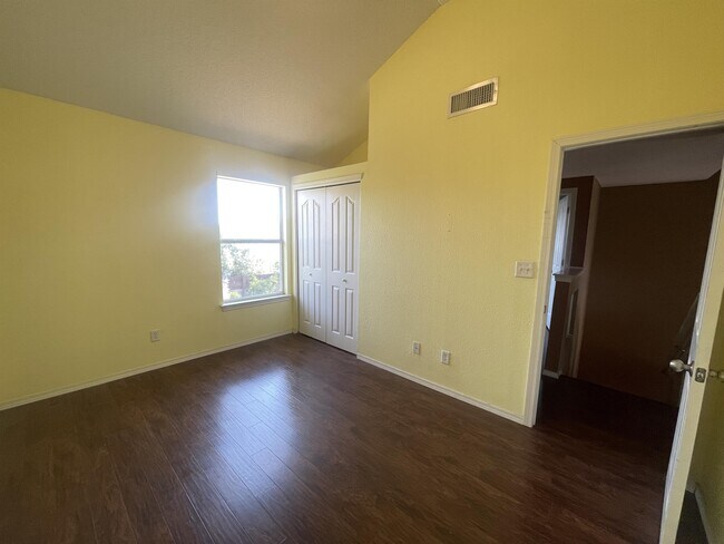 Building Photo - 14201 Pacific Point Dr