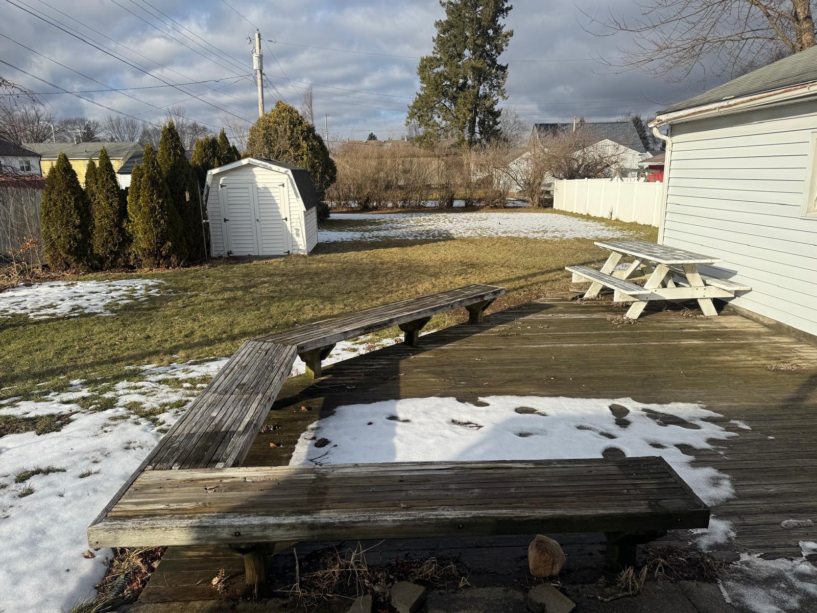 Building Photo - 507 Maplewood Dr