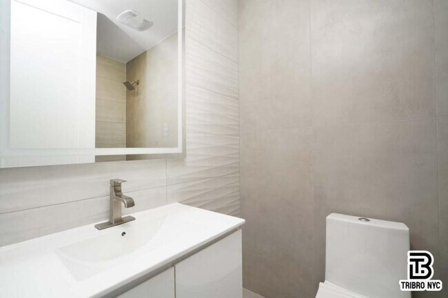 Building Photo - 2 bedroom in BROOKLYN NY 11205