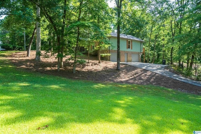 Building Photo - 1928 Indian Lake Dr