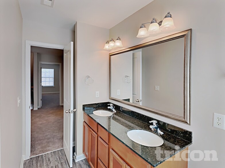 Building Photo - 304 Longfellows Ln
