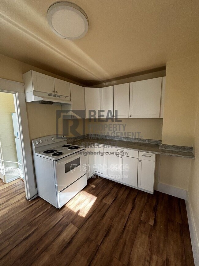 Building Photo - 1205 Carteret Ave
