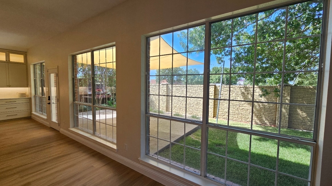 Building Photo - 421 Long Cove Ct