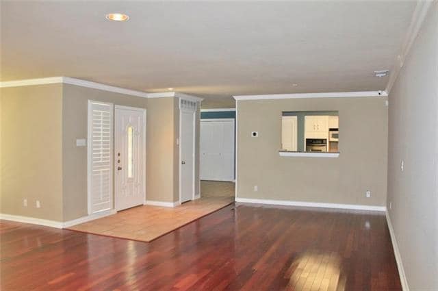 Building Photo - 3319 Bristol Rd