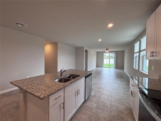 Building Photo - 7009 Feather River Pl